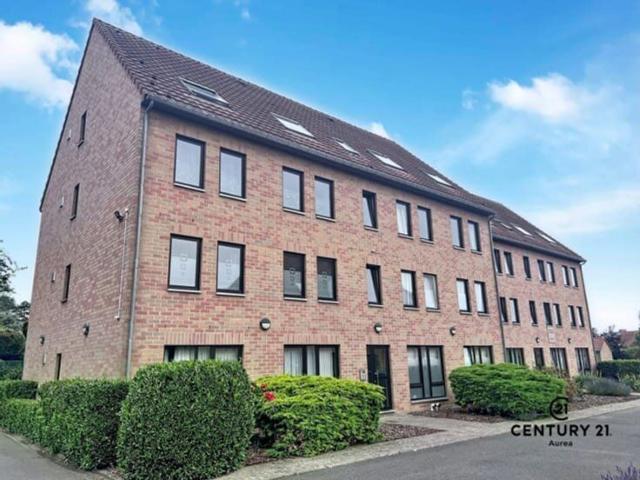 RESERVE Appartement 2 chambres avec garage, parking et cave
