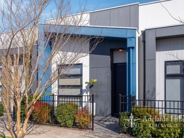 RESERVE FRONT LIVING WITH MODERN COMFORT