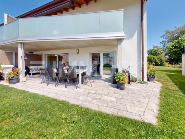 RESERVE 4.5 pièces avec env. 200 m² de jardin !