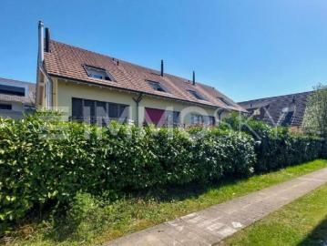 RESERVIERT Mittendrin und doch für sich