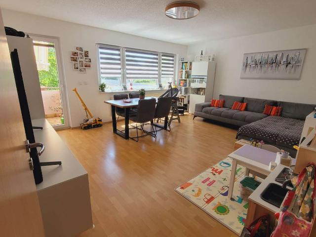 RESERVIERT! Aufwendig sanierte 3 Zimmer EG Wohnung in guter Lage von Leimen – von privat