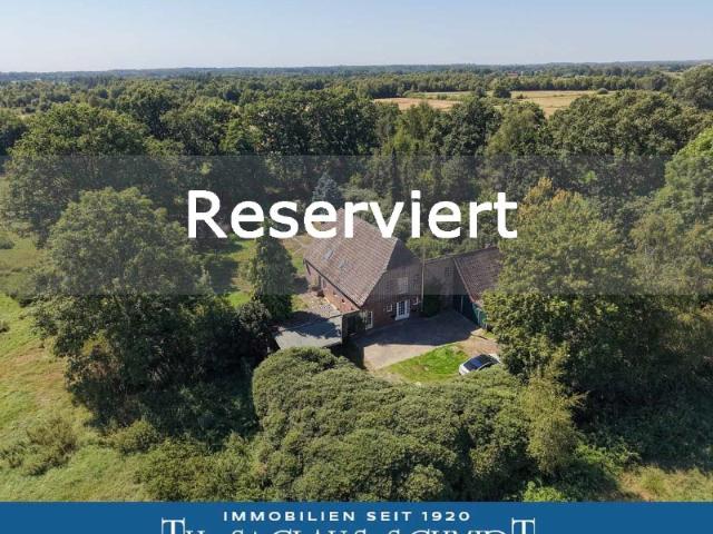 Reserviert* Charmantes Landhaus in idyllischer Alleinlage mit Nebengebäuden & Weide in Loyermoor