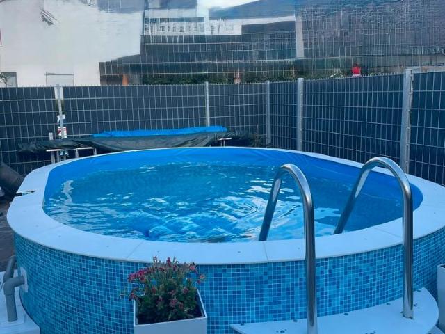 Reserviert Doppelhaushälfte Doppelgarage Pool Energieklasse A