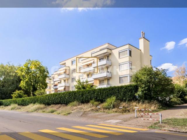 RESERVIERT* Hier erwartet Sie in der steuergünstigen Gemeinde eine top renovierte Wohnung