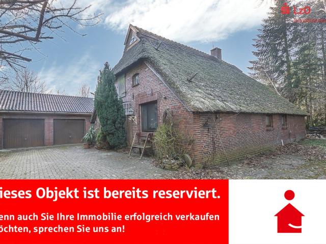 Reserviert: Landhaus mit Reetdach in traumhafter Lage