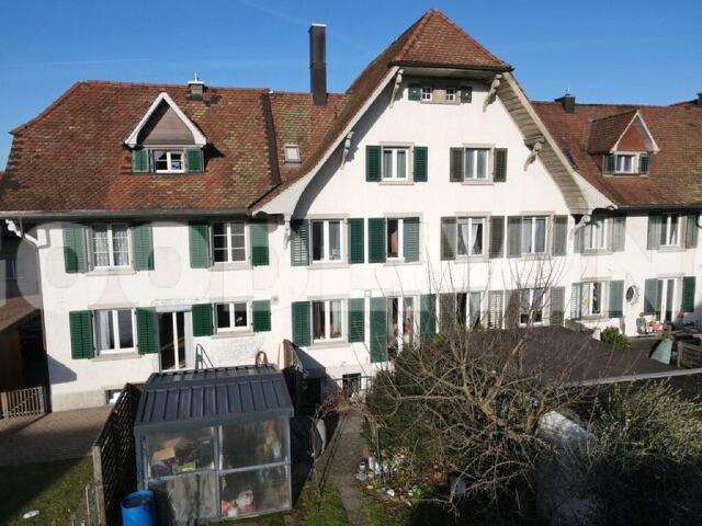 RESERVIERT Lieben Sie den Charme eines älteren Hauses?