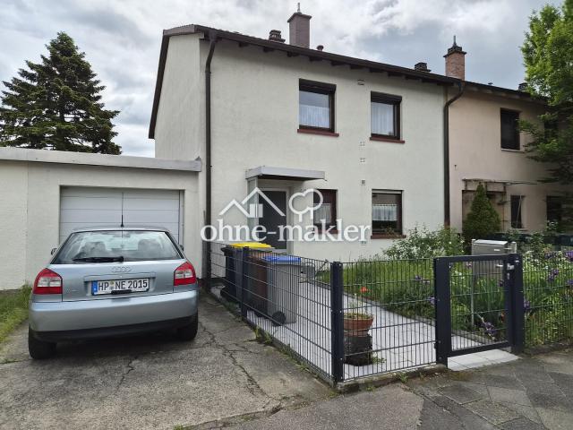 RESERVIERT * Reihenendhaus mit 2 Garagen