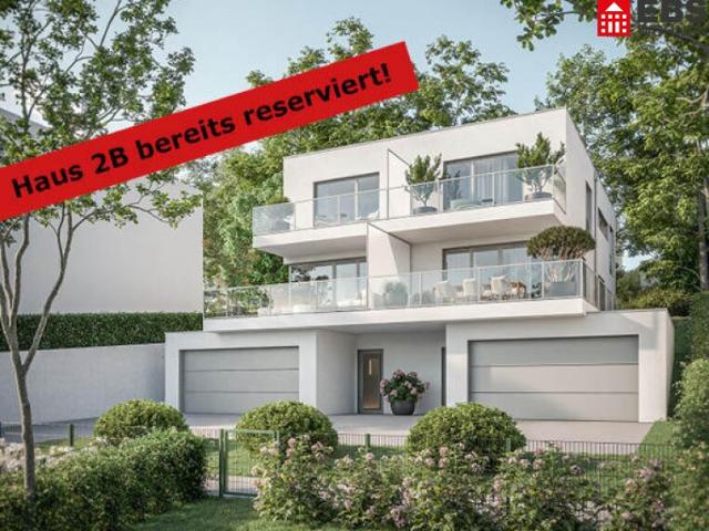 RESERVIERT! Stil und Raum vereint mit viel Privatsphäre Exklusives Doppelhaus am Gaumberg in Leonding