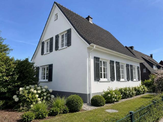 RESERVIERT! Sanierugsobjekt mit Entwicklungspotenzial auf großem Grund in Havixbeck!
