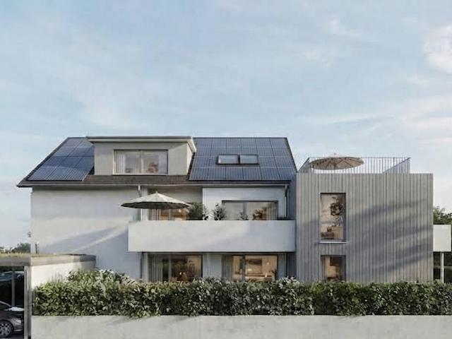 Sonne, viel Platz und Blick 3 4 Zimmer Wohnung mit tollem Balkon und Außenstellplatz