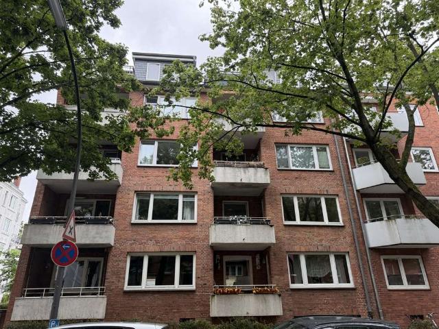 RESERVIERT Sonnige 3 Zimmerwohnung in toller Lage, mit Balkon und Entwicklungspotenzial!