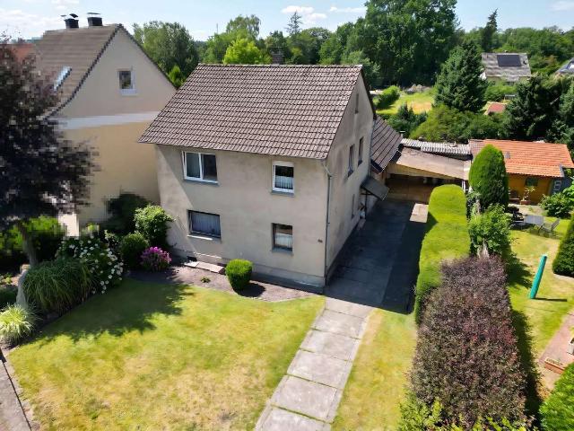 RESERVIERT! Toll gelegenes Einfamilienhaus auf großem Grundstück in Schlangen
