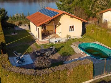 RESERVIERT Urlaubsparadies am Puckingersee – Ihr Ferienhaus in erster Reihe zum Wasser