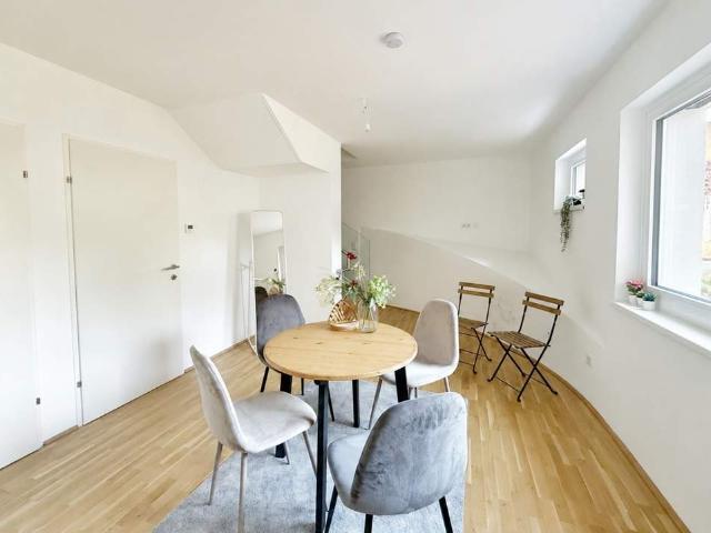 RESERVIERT Wohnen oder Atelier – Sie entscheiden
