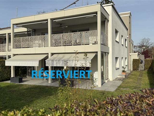 RÉSERVIERT