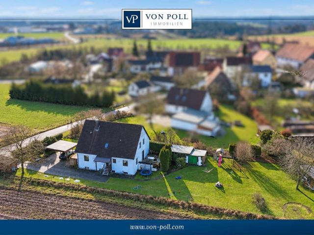 Reserviert*Wohnen im Grünen: Gepflegtes Haus mit mehreren Wohneinheiten und weitläufigem Grundstück