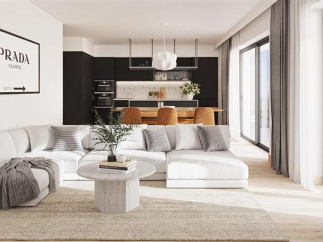 RESERVIEREN Sehr schöne 4,5 Zimmer Wohnung im 1. Stock