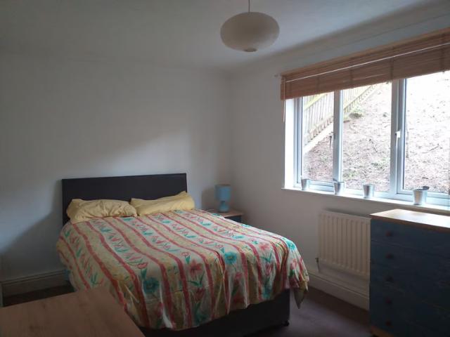 Reservoir Close, Thornton Heath CR7 1 bed in a house share to rent £850 pcm £196 pw
