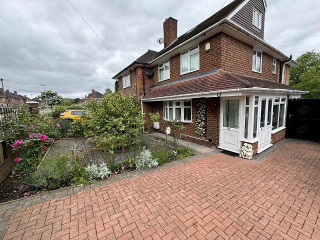 Reservoir Road, Selly Oak B29 Studio to rent £900 pcm £208 pw