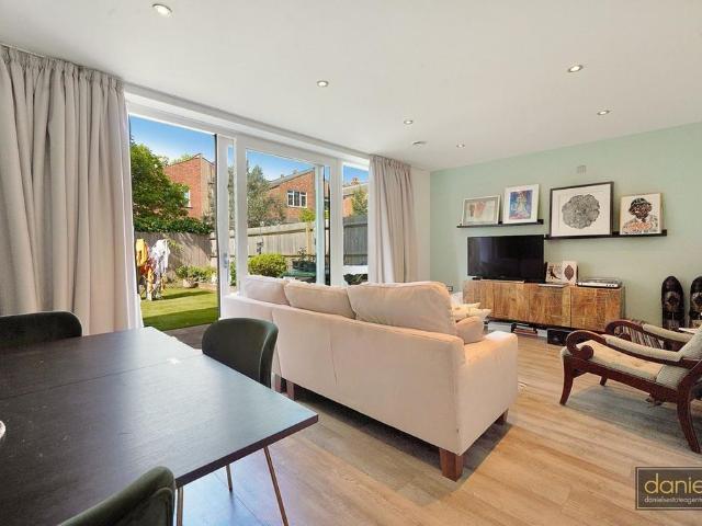 Reservoir Way, Willesden, London, NW10 3 bed terraced house to rent £3,250 pcm £750 pw