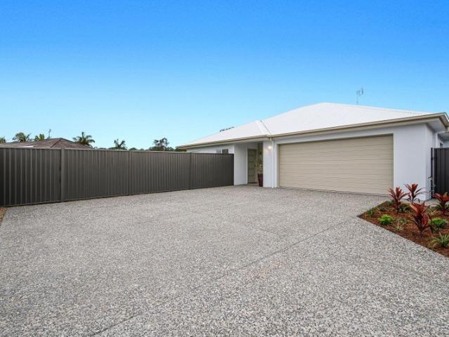 Residence 2/14 Xanadu Place, Mooloolah Valley