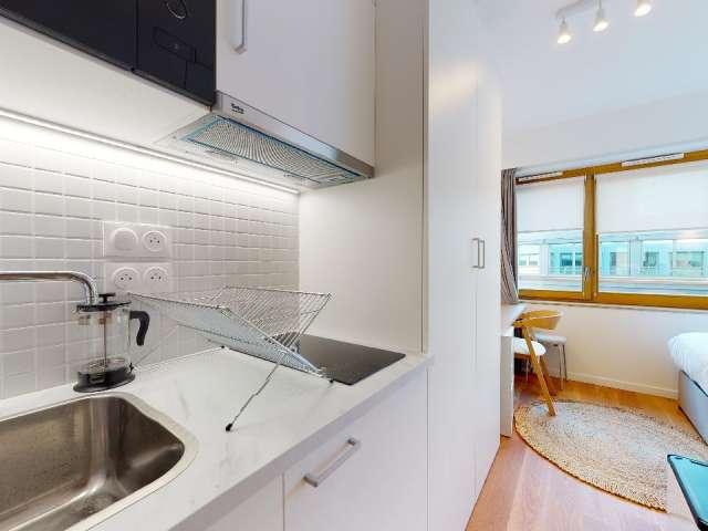 Studio à louer à Champerret Berthier, Paris
