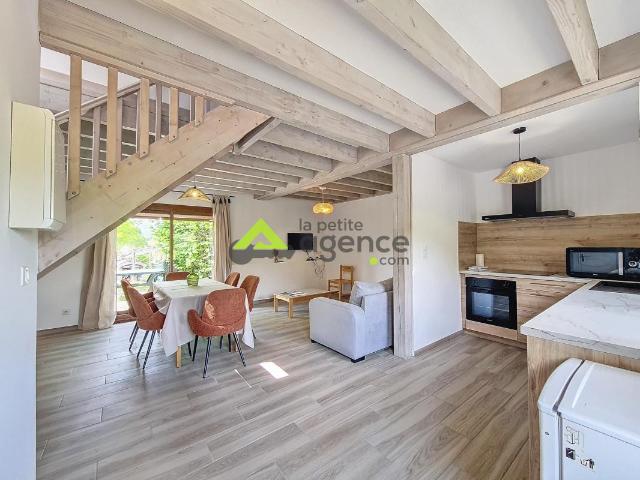 Résidence de 10 chalets Domaines de 3 hectares