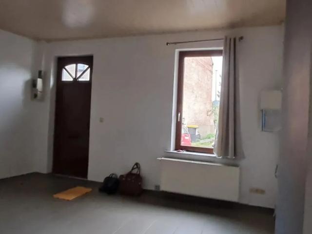 Residence for rent, Épinois