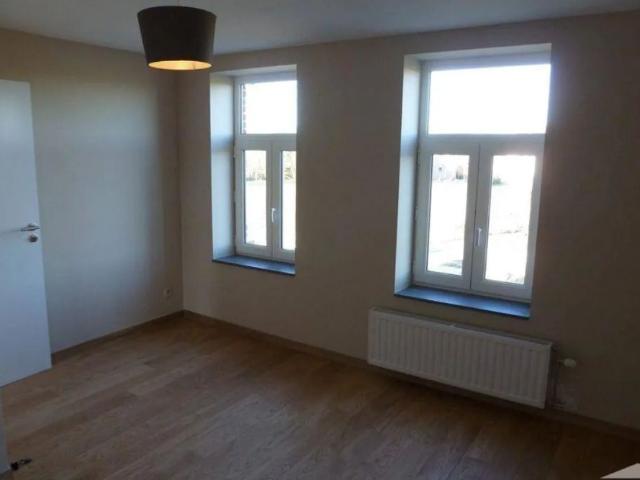 Residence for rent, Les Bons Villers