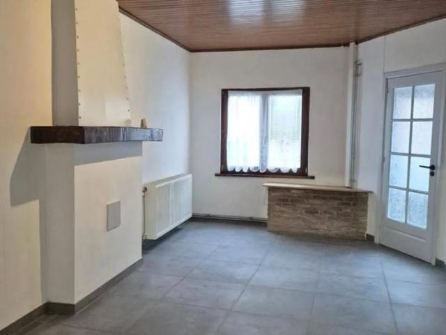 Residence for rent, Mont sur Marchienne