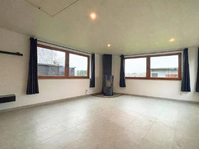 Residence for rent, Maissin