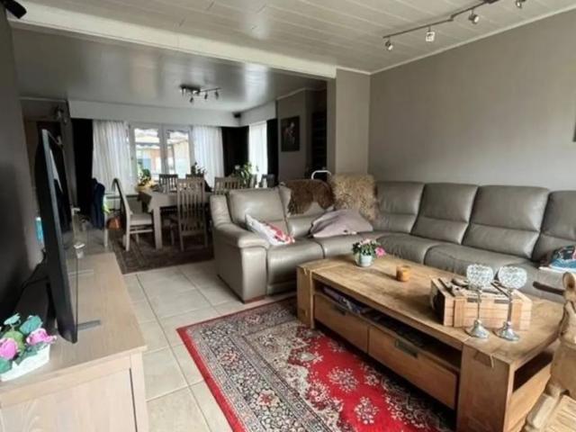 Residence for rent, Wortel