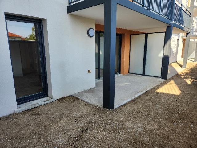 Résidence L’ECLAT, appartement T2 de 43.25m2 avec extérieur et stationnement, disponible à partir du 15 juille