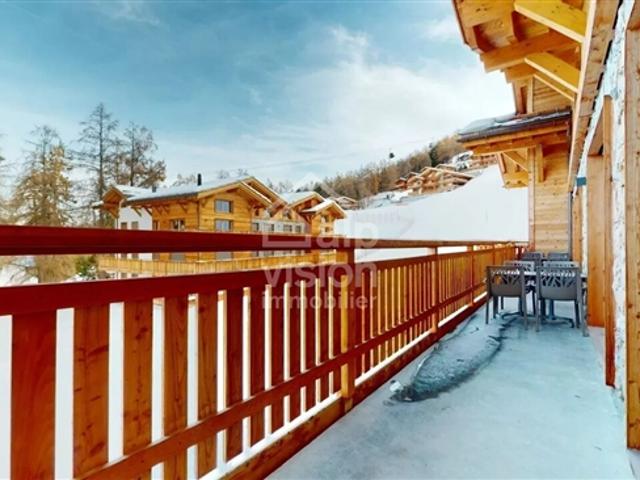 Residence les Mayens Die Eleganz erwartet Sie am Fusse der Pisten der 4 Vallées Skigebiete in den Schweizer Alpen
