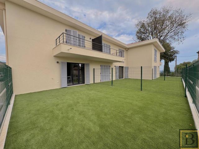 residence neuve location meublée studio avec terrasse de 45 M2