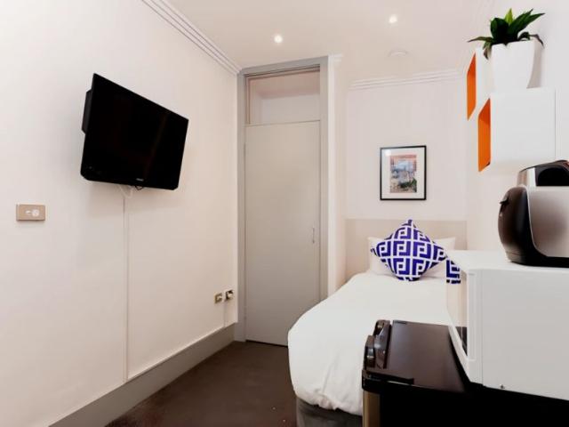 residence near Flinders Street, Sydney