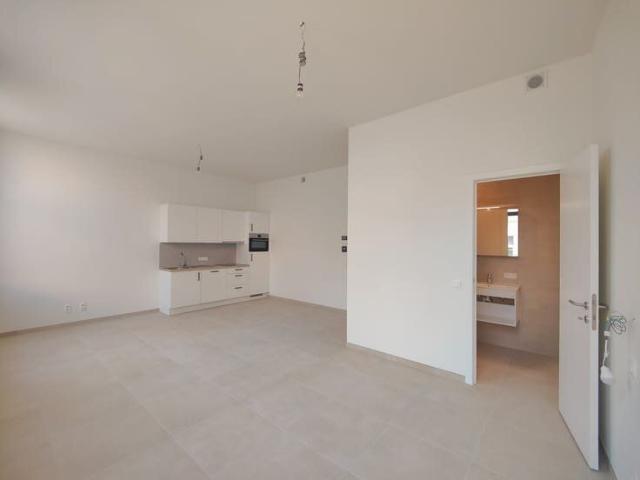 RESIDENCE SEVENTY SEVEN