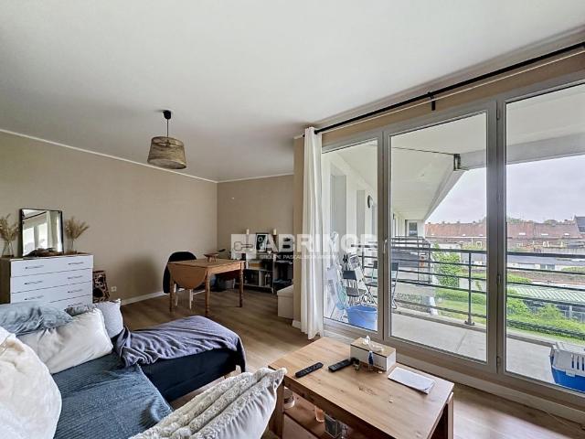 RESIDENCE SECURISEE APPARTEMENT T2 BALCON ET PARKING