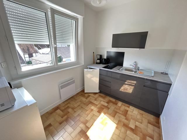 RESIDENCE SENIORS Studio centre ville de Saint Amand Montrond