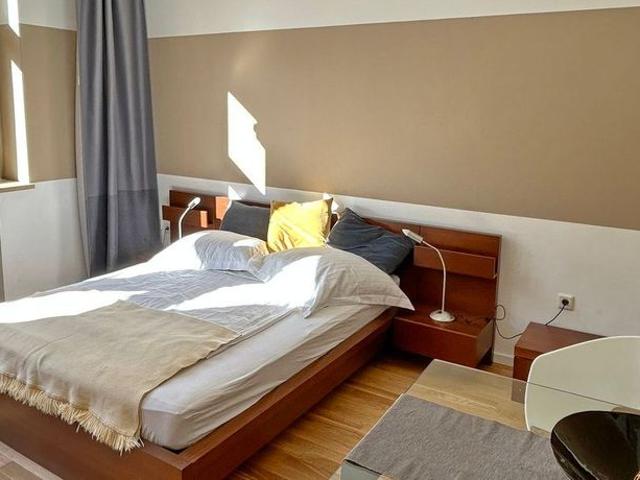 residence / rent / Düsseldorf