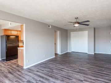 Residences at Sorensen Square 1 Bedroom Apartment for Rent at 6516 N 64th Plz, Omaha, NE 68152 Northwest Omaha