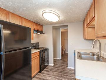 Residences at Sorensen Square 2 Bedroom Apartment for Rent at 6516 N 64th Plz, Omaha, NE 68152 Northwest Omaha