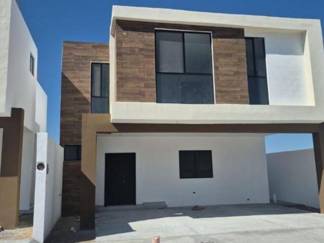 Residencia Moderna en Alta Vista – Diseño, Comodidad y Exclusividad