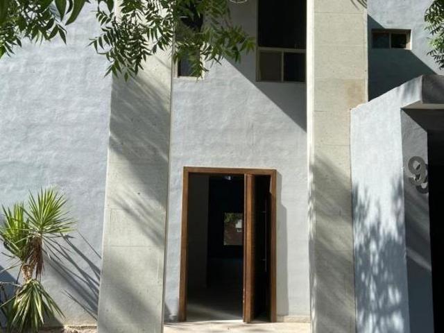RESIDENCIA MODERNA EN SAN ARMANDO | 3 RECÁMARAS CON BAÑO Y VESTIDOR