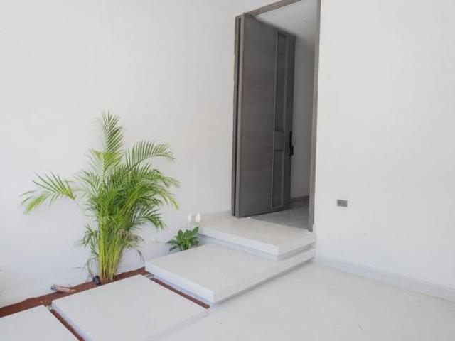 RESIDENCIA NUEVA DE AUTOR EN VENTA