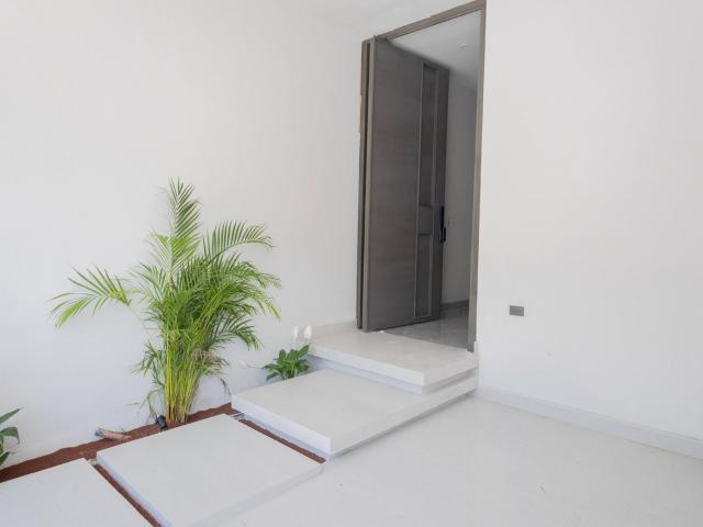 RESIDENCIA NUEVA DE AUTOR EN VENTA