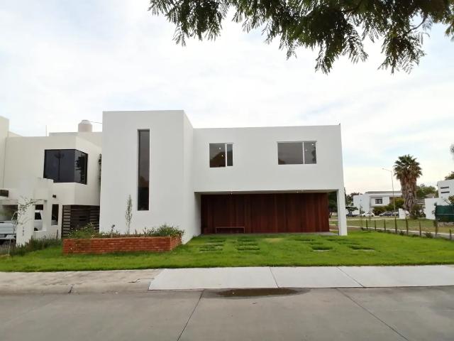 Residencia Nueva de Lujo – San Lorenzo Residencial, Celaya