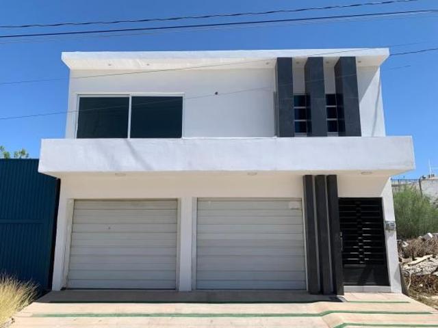 Residencia nueva en Rincon del Valle