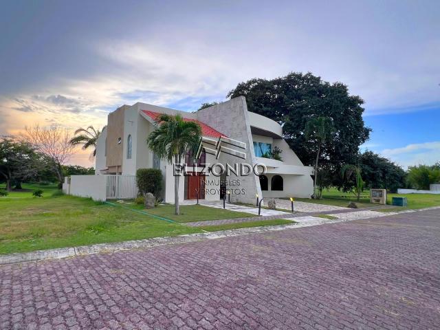 RESIDENCIA AMUEBLADA EN RENTA, LAGUNAS DE MIRALTA, $50,000