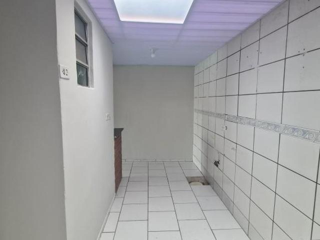 Residência com 02 quartos no bairro do Boqueirão conjunto Açucena